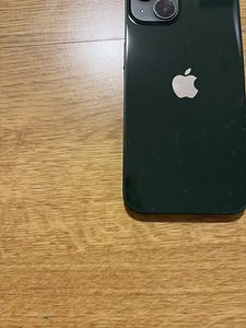 13 iPhone (2 фото из 2)