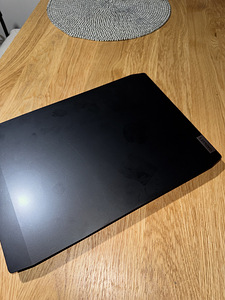 Lenovo IdeaPad Gaming 3 15ARH05 (5 фото из 7)