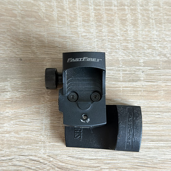 Punatäppsihik Burris FastFire II