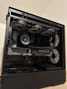 Мощный игровой компьютер - Ryzen 7 9850X3D / RTX 5070 (4 фото из 5)