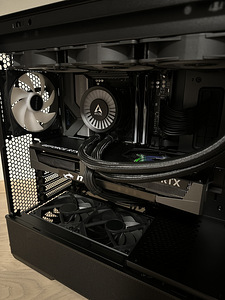 Мощный игровой компьютер - Ryzen 7 9850X3D / RTX 5070 (5 фото из 5)