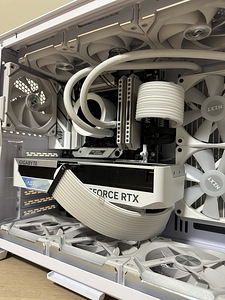 Võimas mänguriarvuti - Ryzen 7 7800X3D / RTX 4070 Ti (7 фото из 7)