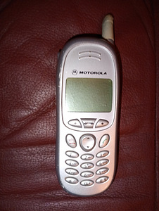 Telefonid nuppudega töökorras koos adapteriga (6 foto / 9)