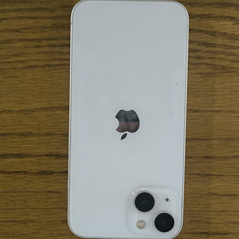 iPhone 13