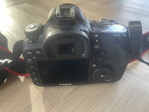 Canon Eos 7D Mark II + 24-105 L IS USM (1 foto / 3)