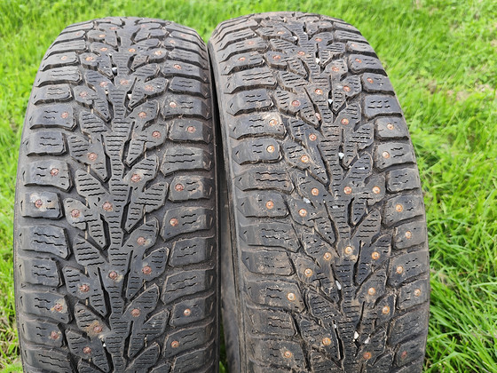 Продам шипованные шины Kumho 205/60/16
