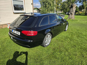 AUDI A4 2.0 105КВт (2 фото из 15)