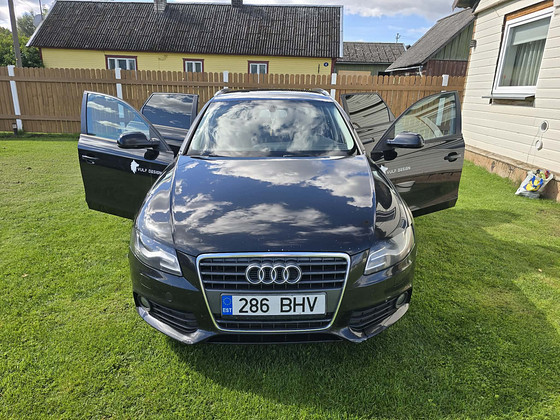 AUDI A4 2.0 105КВт