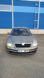 Auto rent (1 foto / 6)