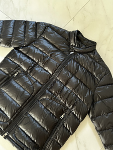 Куртка Moncler Acorus (2 фото из 8)