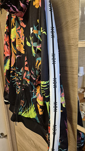 Nike NSW Floral jakk/dressipluus (3 foto / 3)