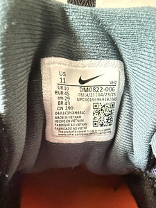 Nike (5 фото из 5)