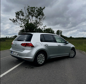 Volkswagen Golf 7, 2016 (3 фото из 9)
