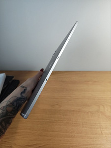 Планшет Samsung Galaxy Tab S10+ (8 фото из 10)