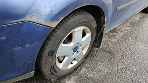 Ford Focus 2007 (4 фото из 15)