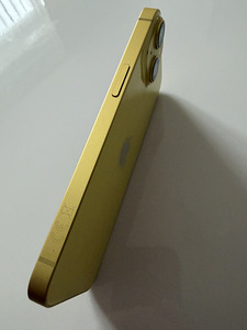 iPhone 14 (5 foto / 10)