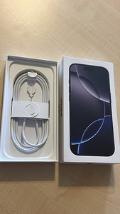 iPhone 16 Pro 128 ГБ Аккумулятор: 100% (8 фото из 10)