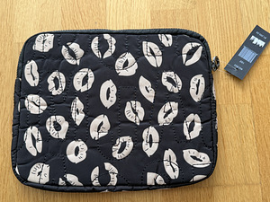 Сумка для планшета Marc Jacobs (2 фото из 4)