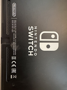 Nintendo Switch V2 + 7 игр + аксессуары (2 фото из 3)