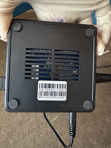 Asus RT-N12+ (3 фото из 6)