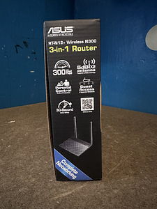 Asus RT-N12+ (5 фото из 6)