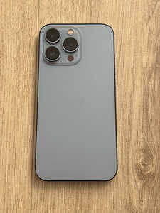 iPhone 13 PRO 128GB 87% aku (4 foto / 4)