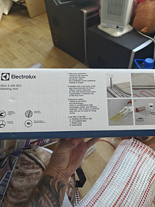 Müüa põrandaküttematt Electrolux EEM 2-150-8 EEC — 8 m² (2 foto / 3)