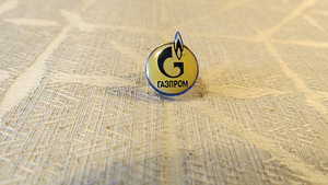 Нагрудный значок GAZPROM (1 фото из 9)