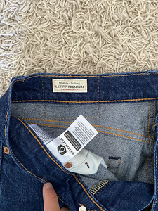 Новые джинсы Levi”s (2 фото из 5)