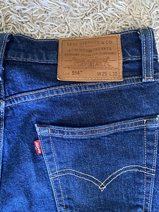 Новые джинсы Levi”s (4 фото из 5)