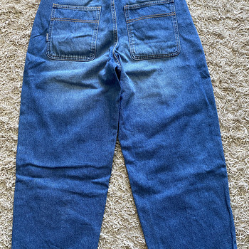 Новые джинсы Cropp