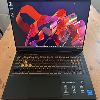 Asus TUF F16 // RTX 5050 8Gb // I5-13450hx // 16Gb ОЗУ DDR5