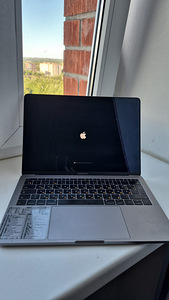 Müün MacBook Pro 13 inch 2017 500 gb 16gb ram (2 foto / 4)