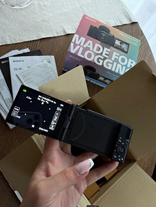 SONY ZV-1F KAAMERA (2 foto / 3)
