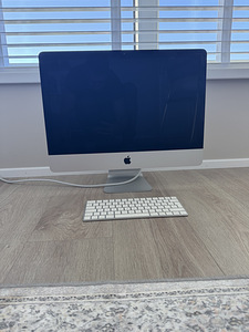 iMAC 21,5" 2,8 GHZ late 2015 (1 foto / 1)