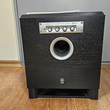 Yamaha YST-SW015 активный сабвуфер Advanced YST и QD-Bass