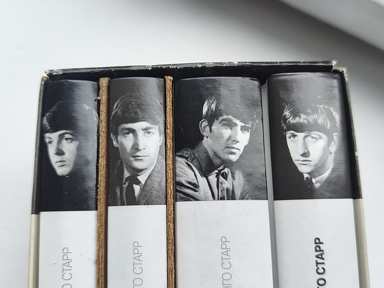 The Beatles 4 raamatut karbis - Alan Clayson (vene keeles)