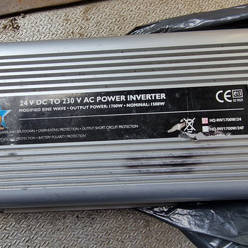 Inverter 24V-220V 1700W+PULT