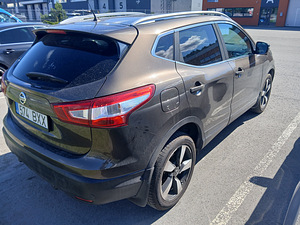 Nissan Qashqai 1.2 бензин автомат (6 фото из 15)
