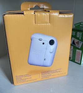 Instax mini 12, täiesti uus + tasuta 20 filmilehe pakk (2 foto / 3)