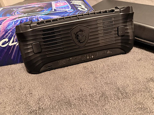 MSI CLAW 8AI+ (2 фото из 2)