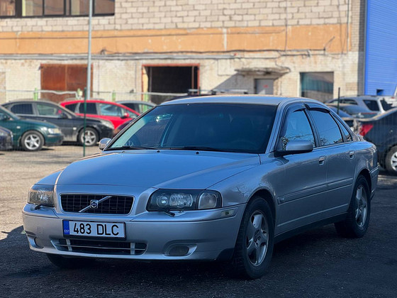 VOLVO S80