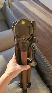 Kaamera statiiv NEDIS TPOD3400BZ 163 cm, alumiinium (4 foto / 6)