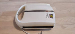 Pähkliküpsetaja Adler AD 3039 (1600W) (5 foto / 7)