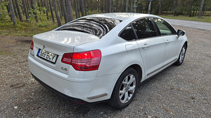 2010 Citroen C5 2.0 120kw (5 foto / 13)