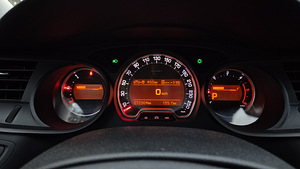 2010 Citroen C5 2.0 120kw (11 foto / 13)