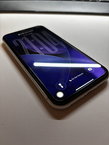 iPhone 11 БЕЛЫЙ 64GB (3 фото из 4)