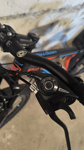 Jalgratas STUCCHI MTB 1WM3006 46 21V BLACK/BLUE (2 foto / 7)