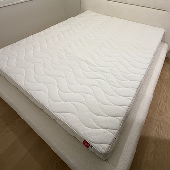 Vedrumadrats Sleepwell Red Orthopedic 160x200 + kattemadrats