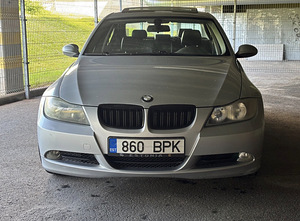 2006 BMW Series 3 (3 foto / 15)